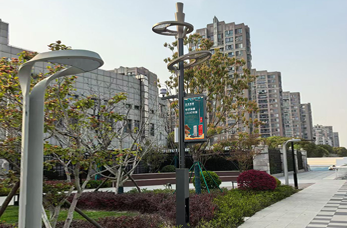 Smart light poles, LED light pole screens